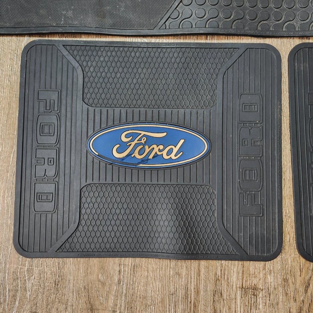 Ford rubber floor mats runner/2 sqaure ones - Picture 4 of 12